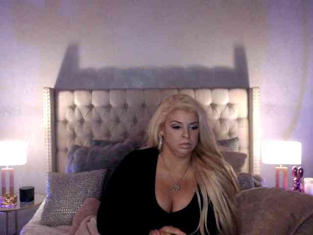 GwenTaylor webcam