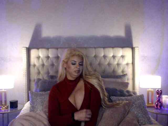GwenTaylor webcam