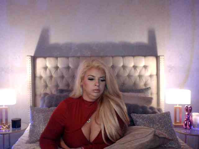 GwenTaylor webcam