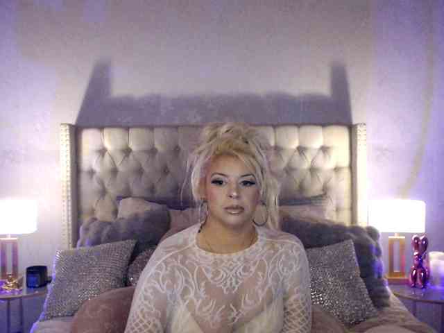 GwenTaylor webcam