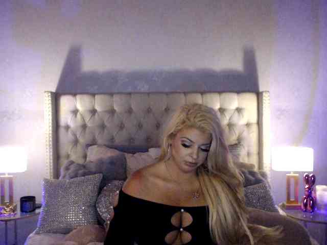 GwenTaylor webcam