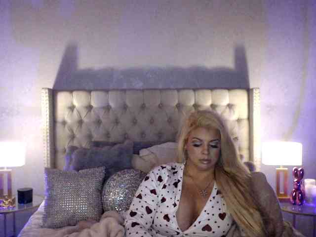 GwenTaylor webcam