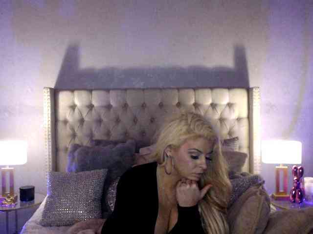 GwenTaylor webcam