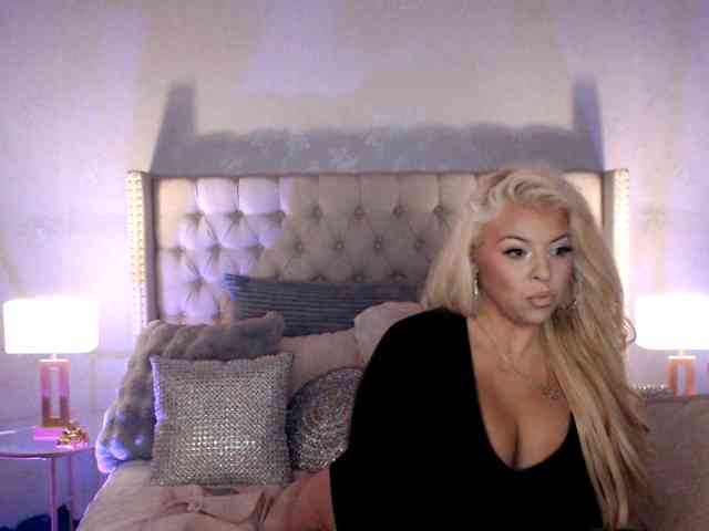 GwenTaylor webcam