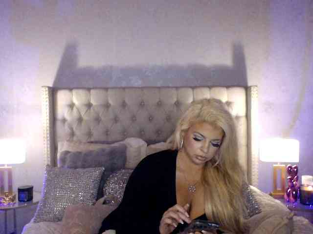 GwenTaylor webcam