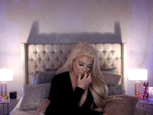GwenTaylor webcam