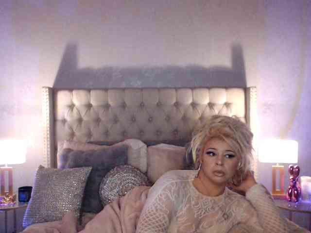 GwenTaylor webcam