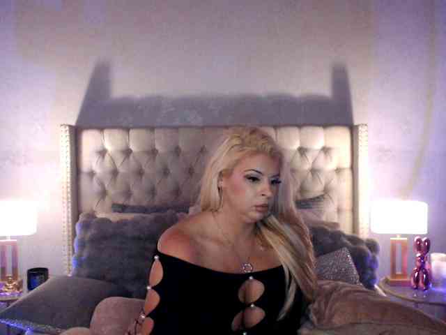 GwenTaylor webcam