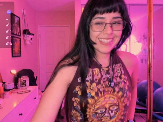 EveeLuna live cam on BongaCams