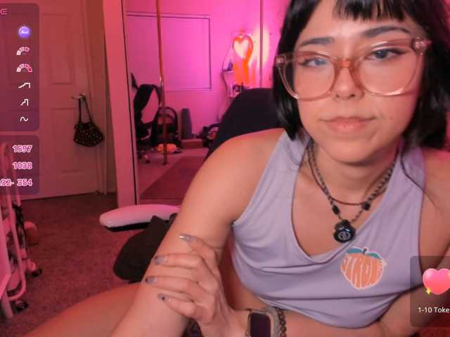 EveeLuna, en directo ahora en BongaCams