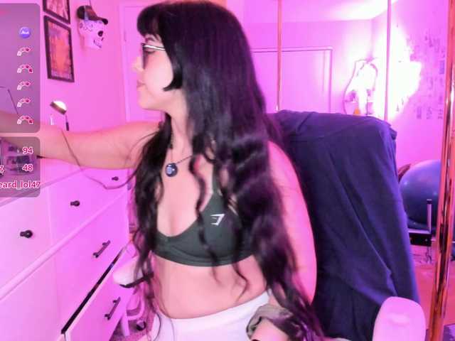 EveeLuna live on BongaCams