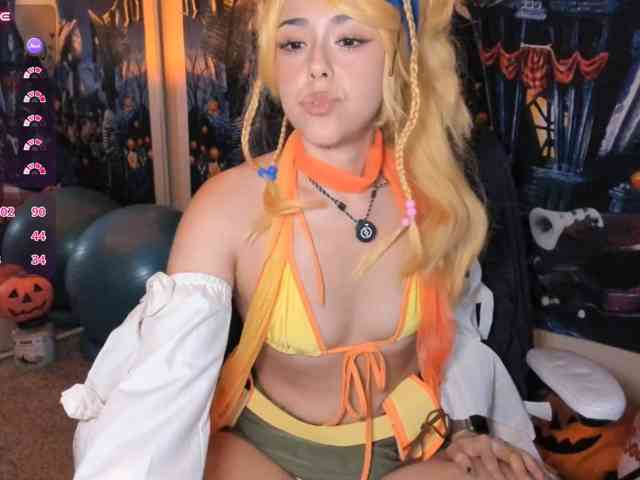 Model: EveeLuna