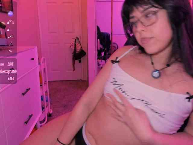 EveeLuna webcam