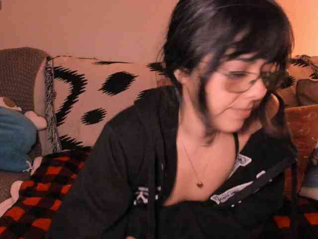 EveeLuna webcam