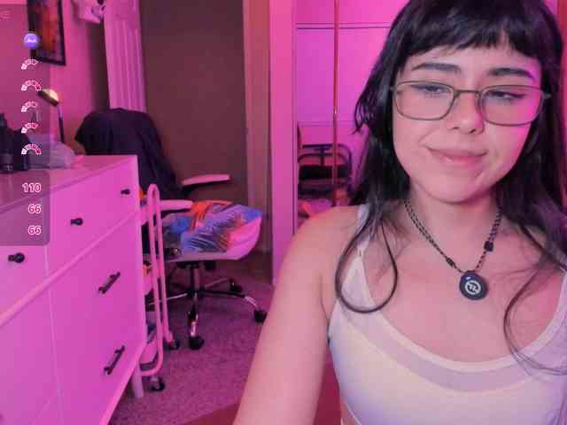 EveeLuna webcam
