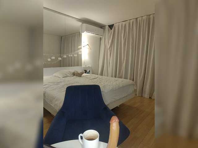 Lola3000 live cam