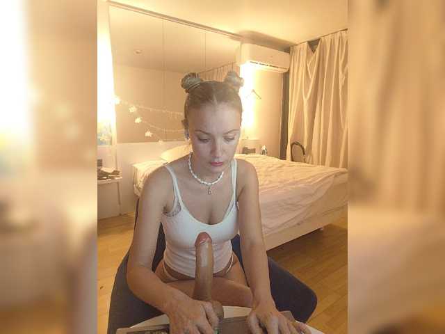 Zvezda Lola live cam