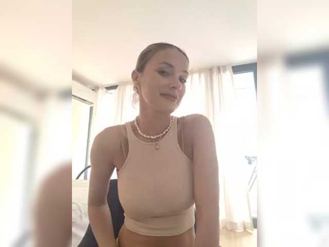 Lola3000