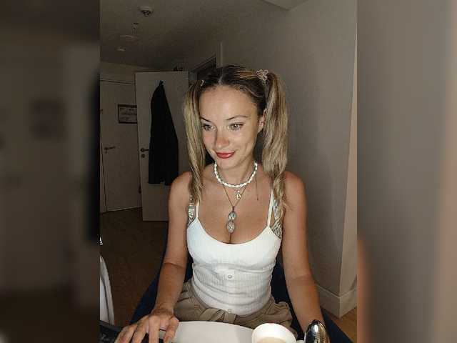Zvezda_Lola