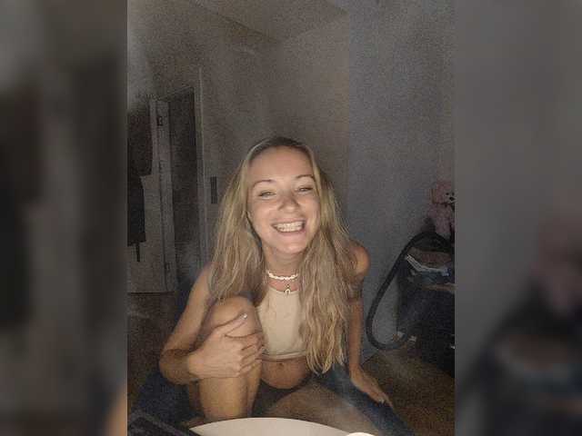 Lola3000