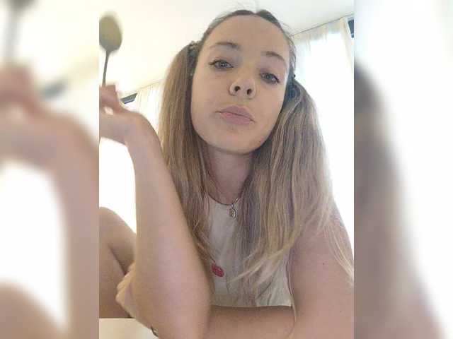 Lola3000