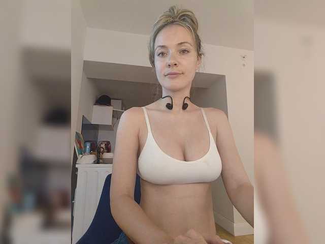Lola3000