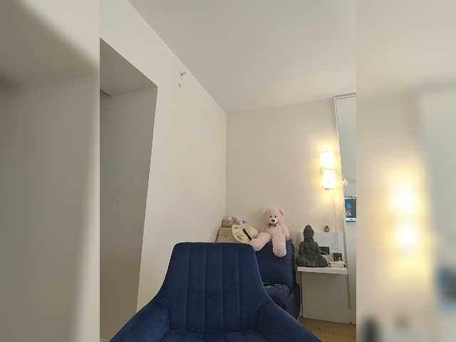Zvezda_Lola live webcam show