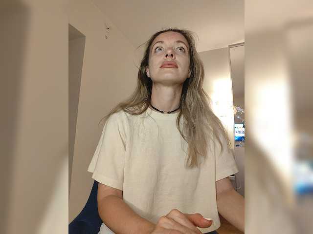 Lola3000 live cam on BongaCams