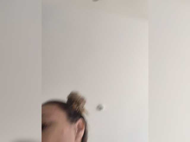 Zvezda_Lola — live female cam