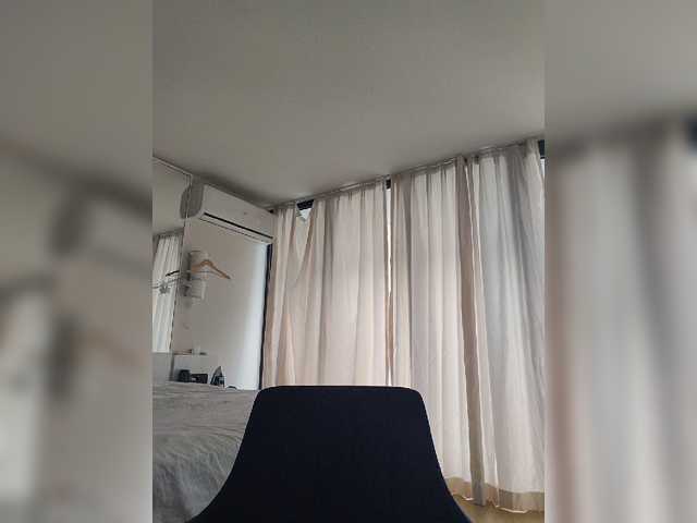 Lola3000 live cam on BongaCams