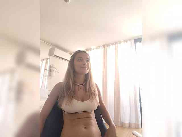 Zvezda_Lola webcam
