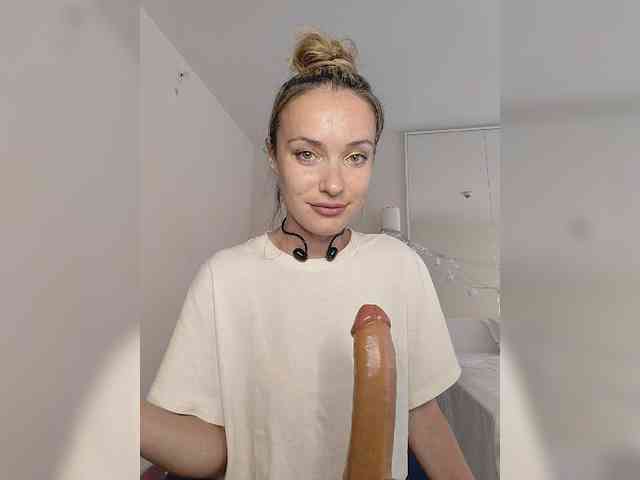 Zvezda_Lola webcam