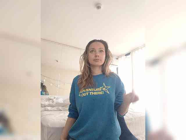Zvezda_Lola webcam