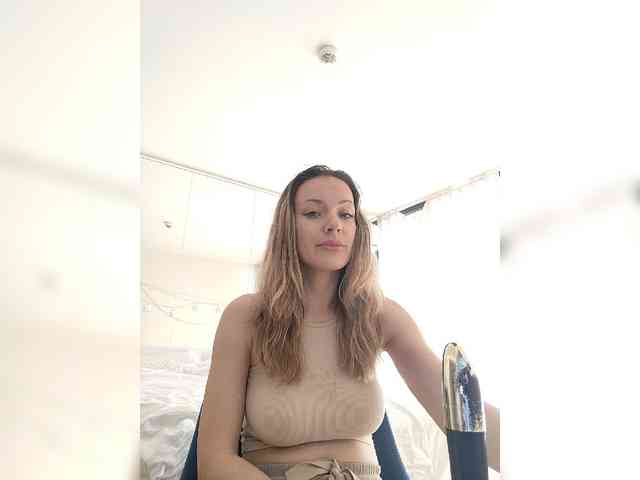 Zvezda_Lola webcam