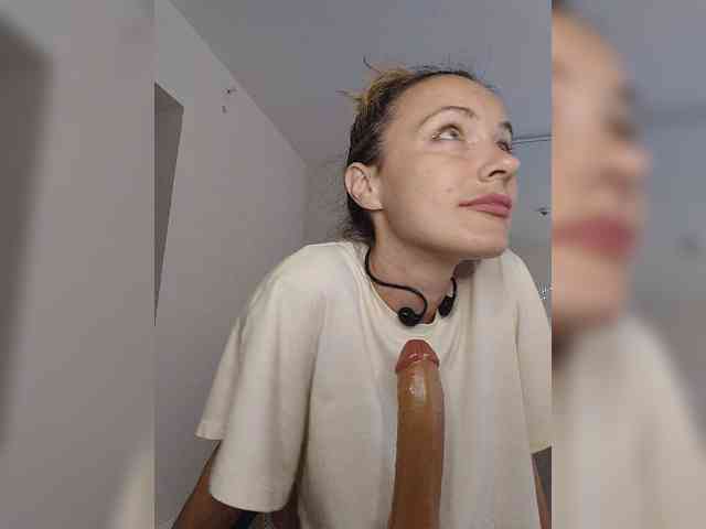 Zvezda_Lola webcam