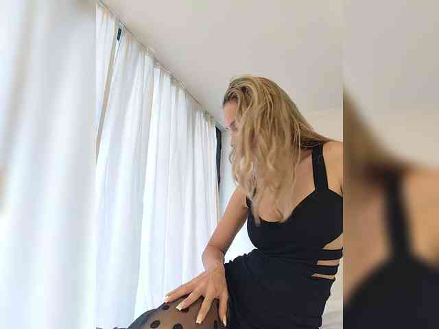 Zvezda_Lola webcam