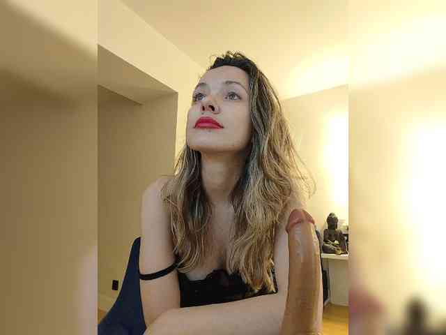 Zvezda_Lola webcam