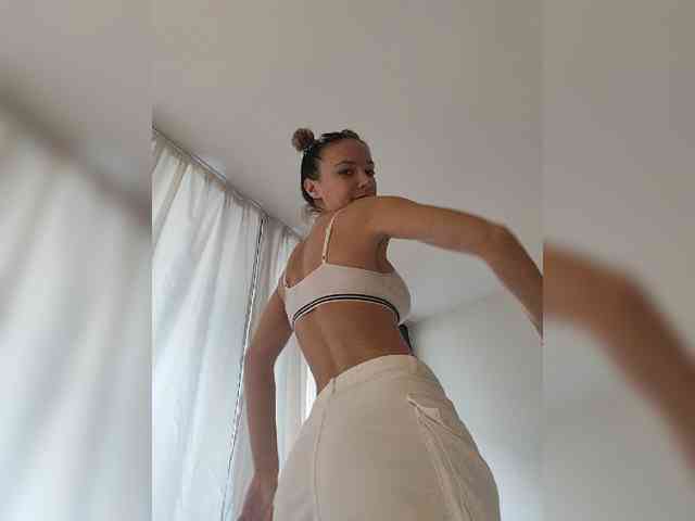 Lola3000
