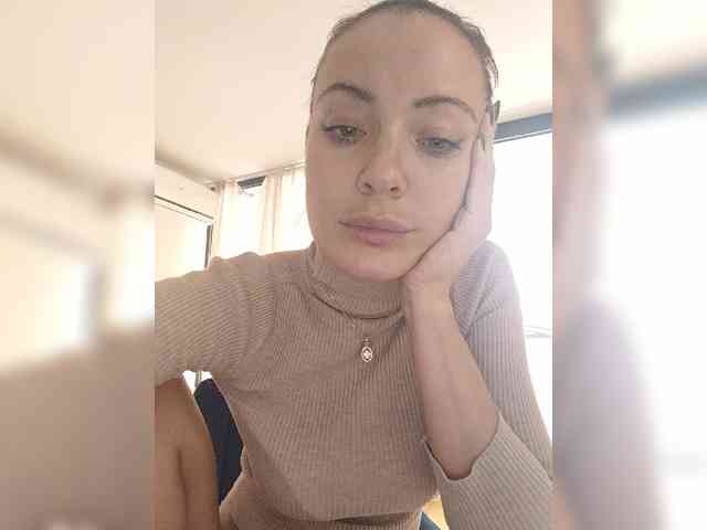 Zvezda_Lola webcam