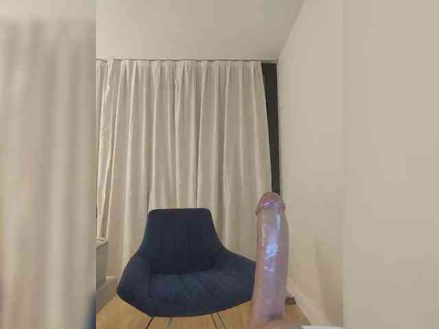 Zvezda_Lola webcam