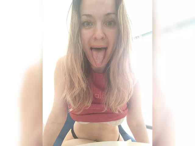 Zvezda_Lola webcam