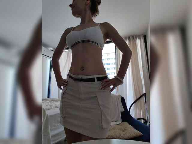 Zvezda_Lola webcam