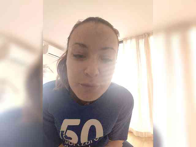 Zvezda_Lola webcam