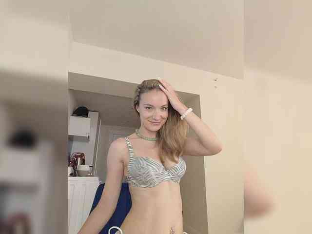 Zvezda_Lola webcam