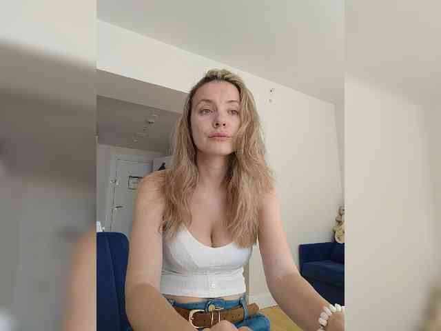 Lola3000 Sex Cam Show