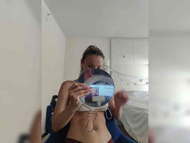 Lola3000