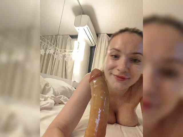 Lola3000 Sex Cam Show