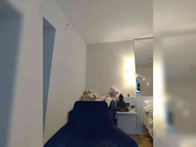 Zvezda_Lola webcam