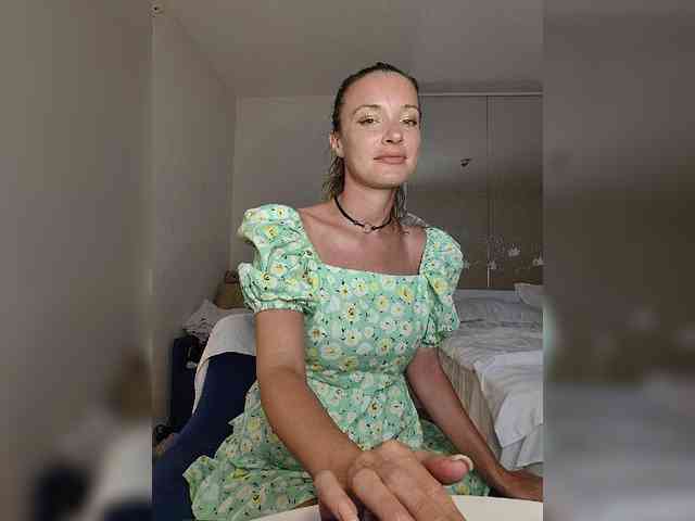 Lola3000 Live Webcam on BongaCams