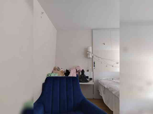 Zvezda_Lola webcam